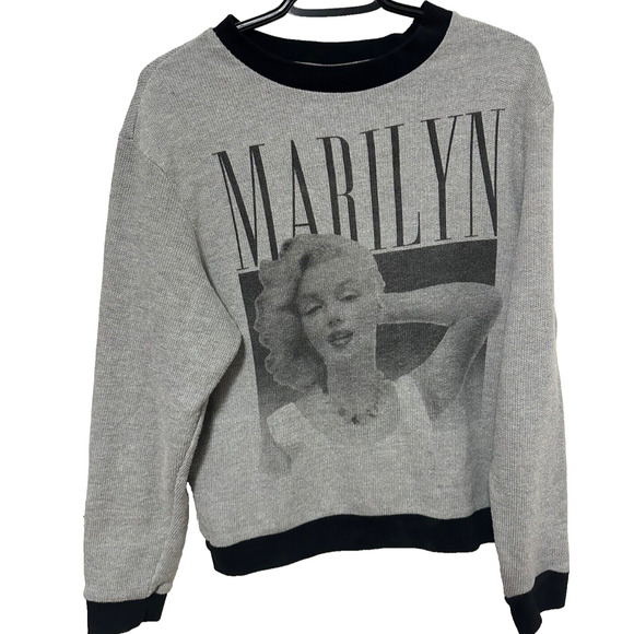 MARILYN MONROE Graphic Print Woman’s Grey/Black Pullover Sweatshirt Size Small - Picture 1 of 4